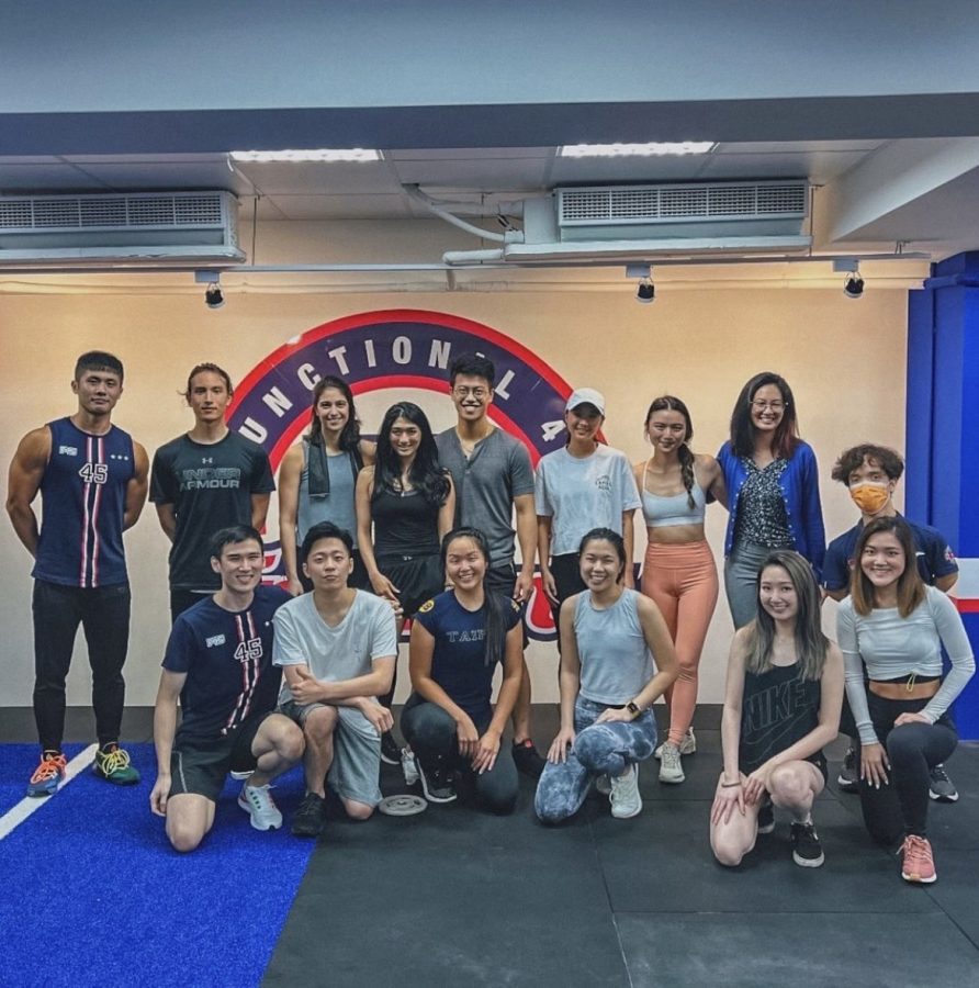 Group+training+at+F45+includes+high-intensity+intervals+utilizing+equipment+from+kettlebells+to+ropes.+%28Photos+Courtesy+of+Justus+W.+%28%E2%80%9814%29%29+%0A